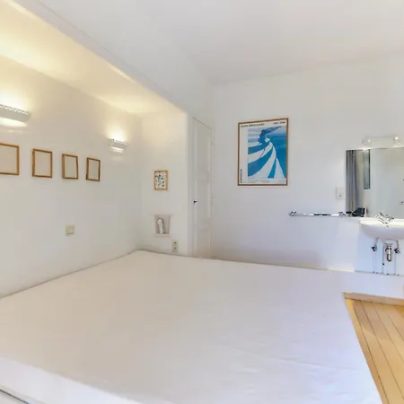 Lecomte - The Shoreline 131