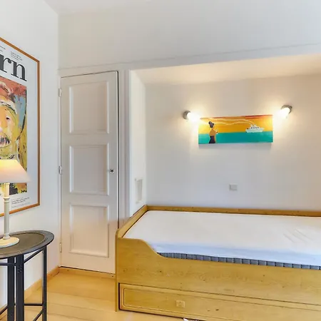 Lecomte - The Shoreline 131 דירה *