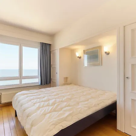 Lecomte - The Shoreline 131 דירה *