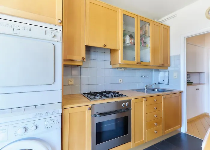 Lecomte - The Shoreline 131