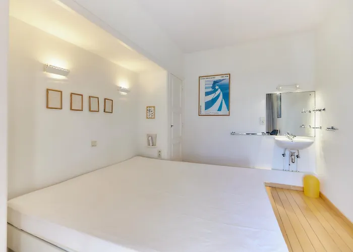 Lecomte - The Shoreline 131